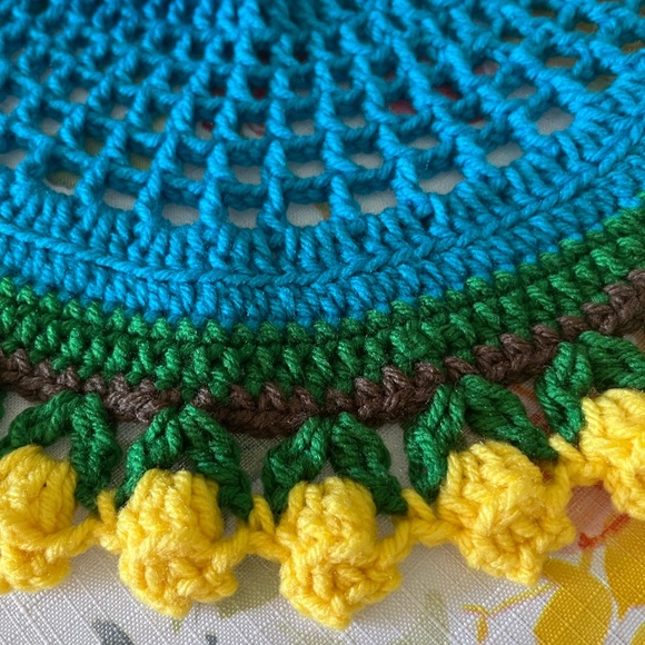 Placemats🪷 Crochet Set Of 2 - Picture 4 of 7